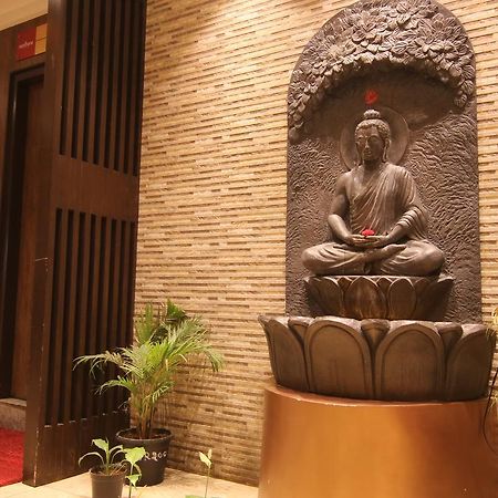 Sri Nandi Comforts Hotell Bangalore Exteriör bild
